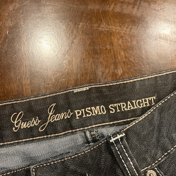 Guess jeans-excellent condition-32x41 - Picture 3 of 6